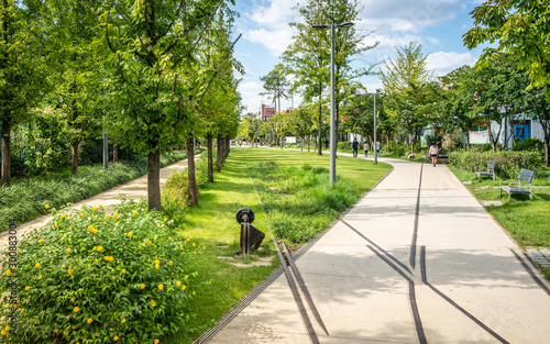 Fototapeta Naklejka Na Ścianę i Meble -  Gyeongui line forest park an urban park built on former railroad tracks Seoul South Korea