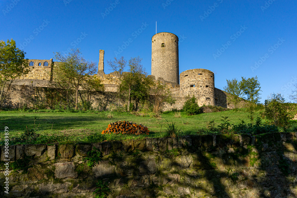 Burg Münzenberg in herbstlicher Stimmung