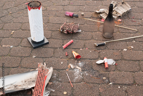 Silvester Feuerwerksmüll nach der Silvesternacht 