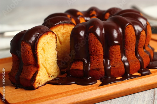 Bundt cake with chocolate glaze photo