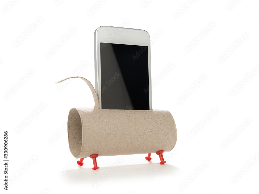 Crafts for grown-ups! Make your own portable smartphone speakers with toilet  paper tubes