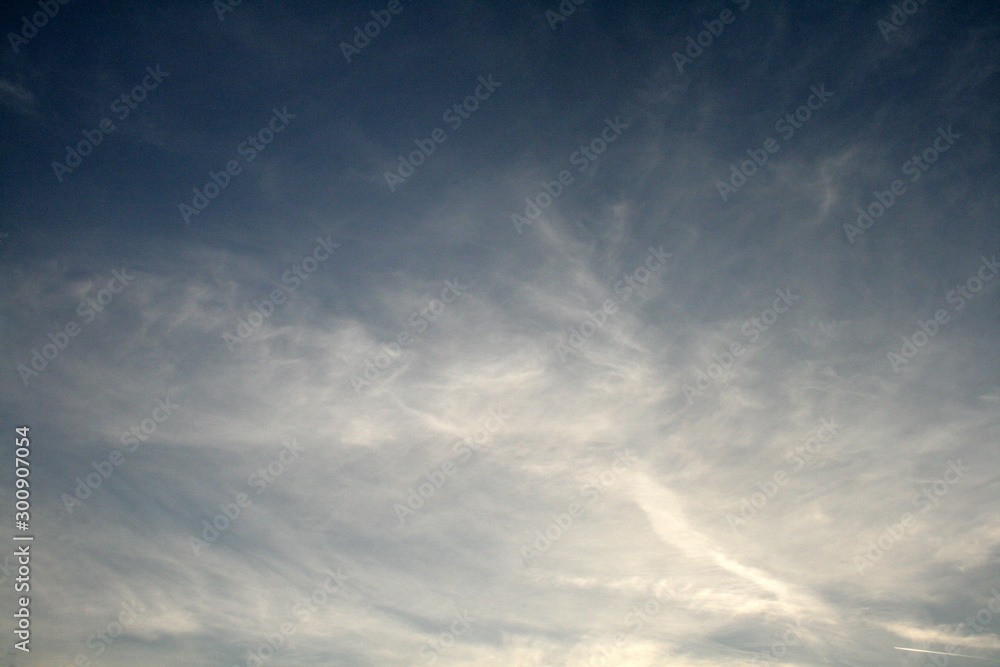 Obraz premium clouds on a beautiful day