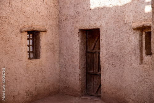 Exterior of abandoned mud houses.Middle Eastern and Arabic style. © yavuzsariyildiz