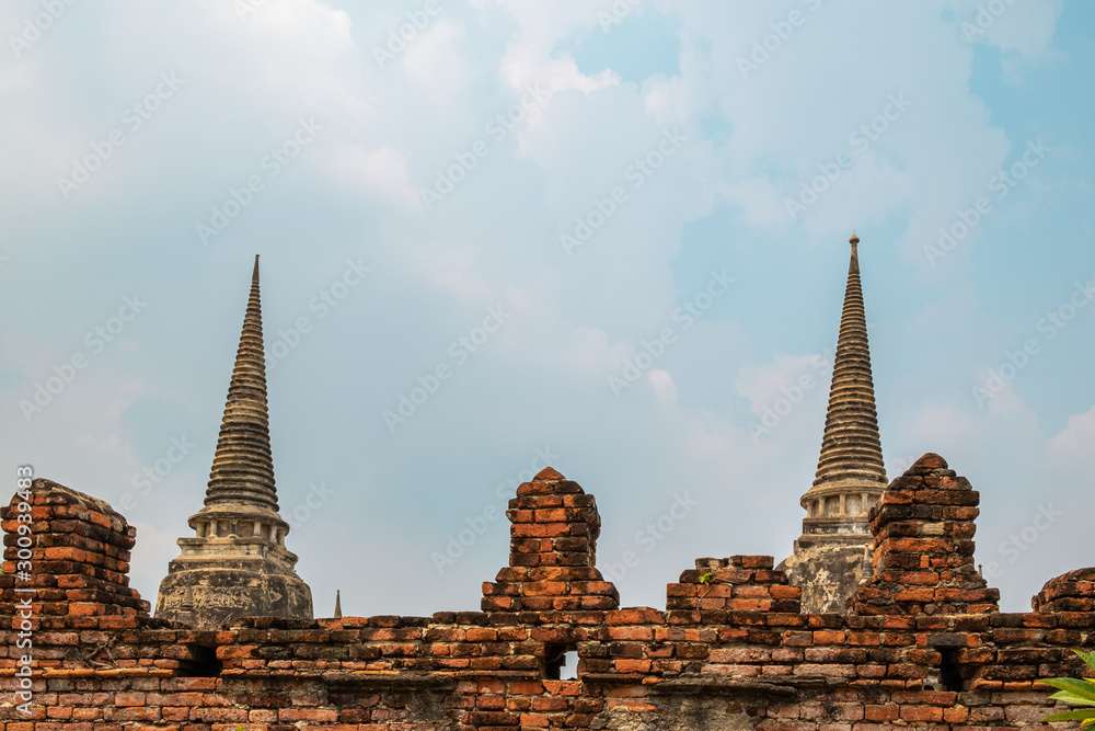 Fototapeta premium Wat Phra Si Sanphet in Ayutthaya historical park