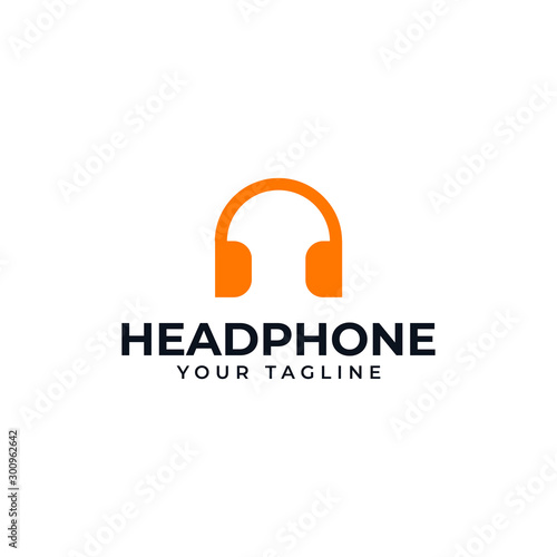 Simple Headphone, Music Studio Recording, DJ Logo Design Template