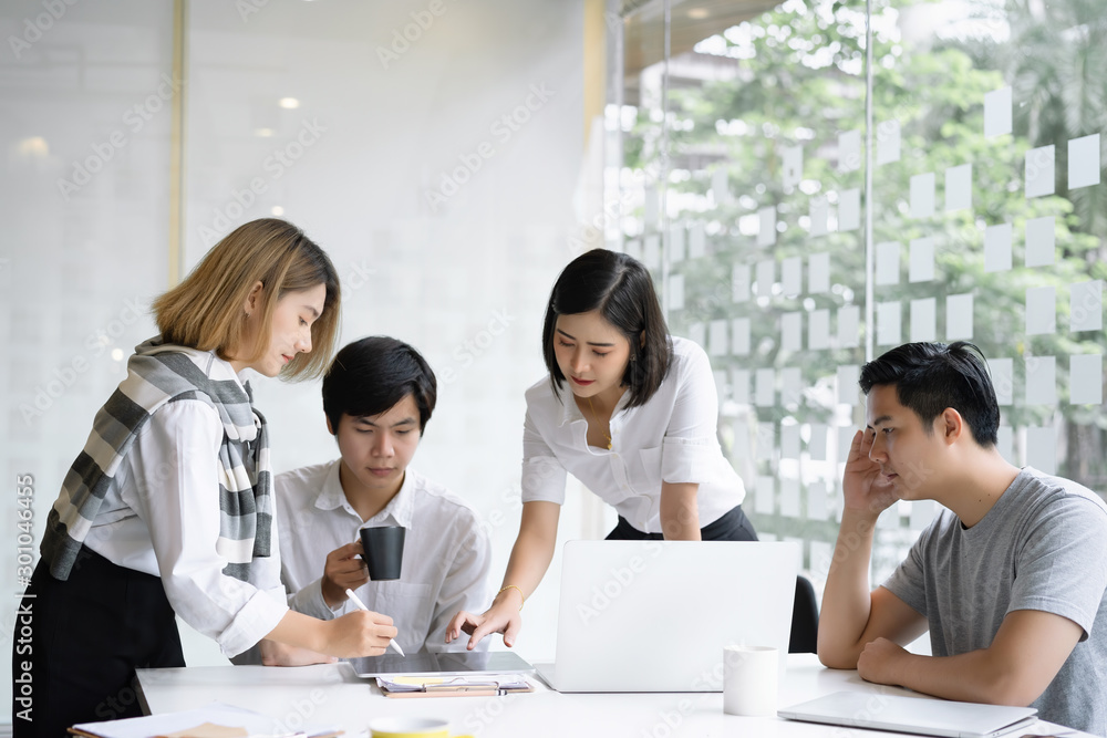 Female startup business coach giving recommendations, advise,explaining new idea to caucasian employee at meeting. Startup business, cooperation, workshop concept.