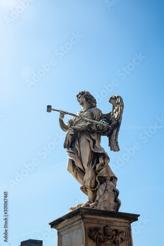 Statue on Sant Angelo bridge