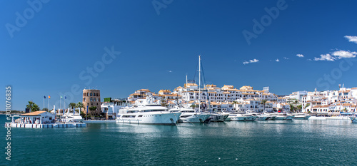 Hafen  von Marbella an Costa del Sol  photo