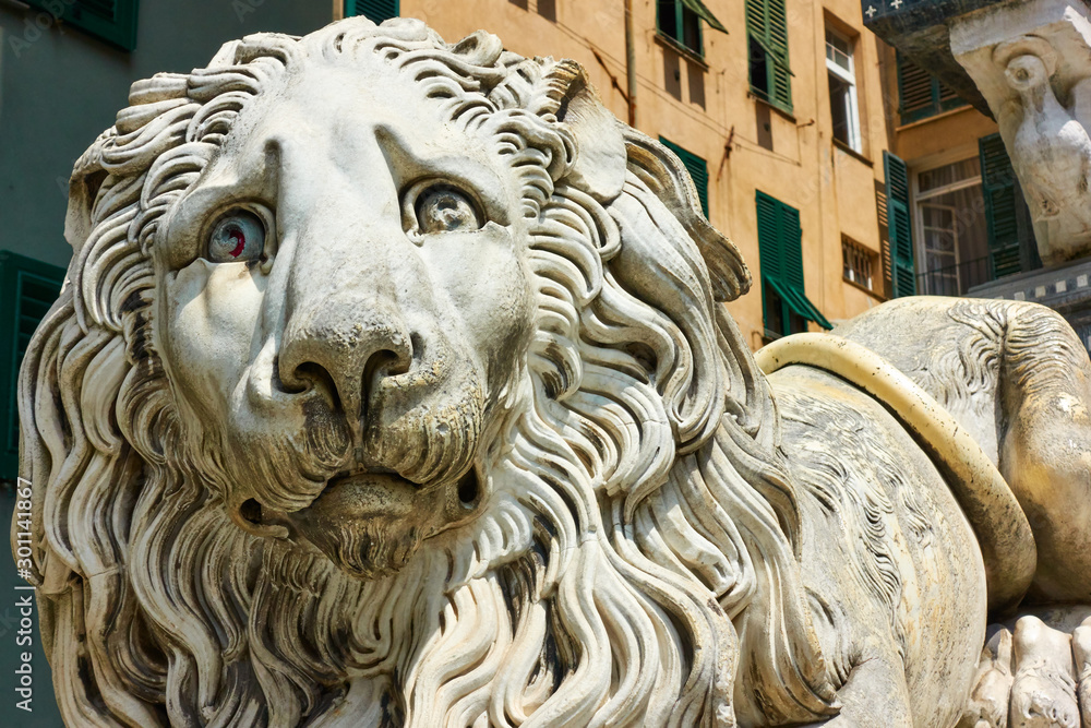 Marble lion -  at San Lorenzo Cathedral