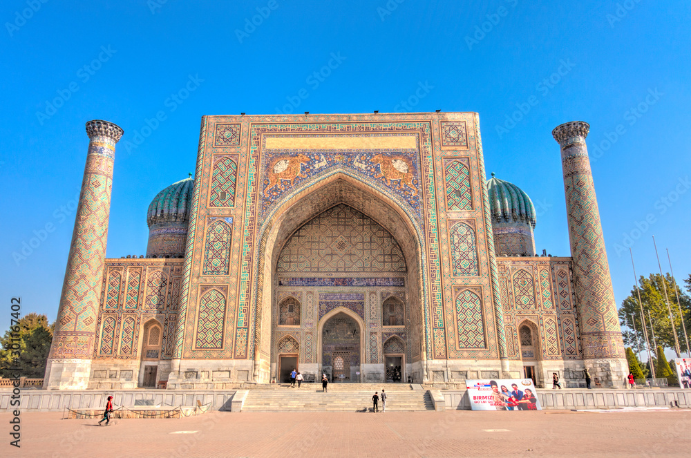 Sherdor Madrasah, Samarkand