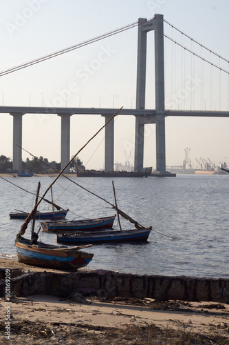 Maputo bridge dhow photo