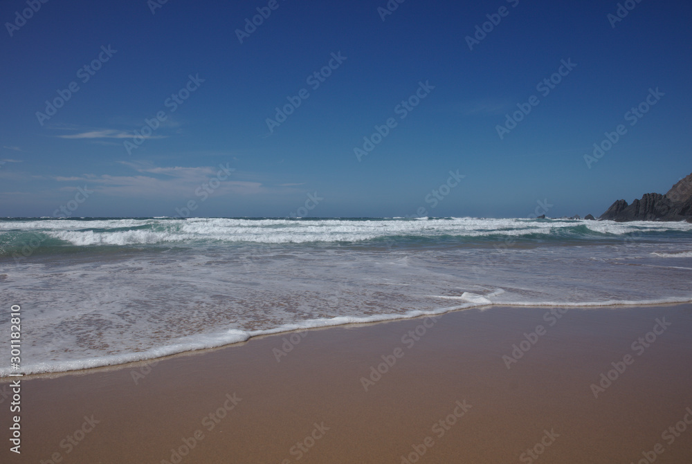 NB__8963 Remote beach Ponta Ruiva in the Algarve