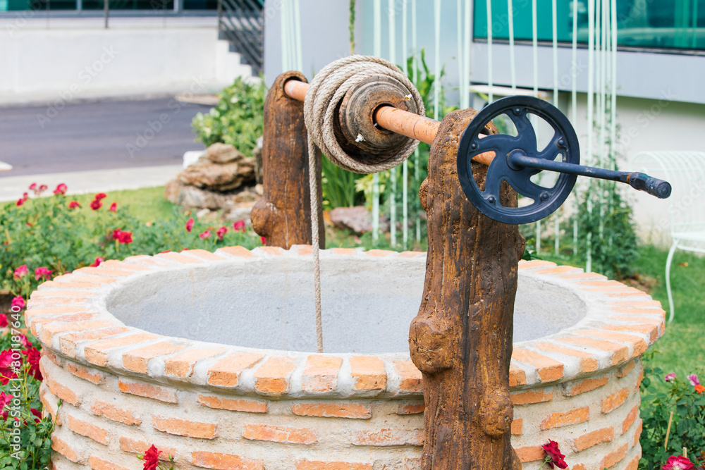 Деревянный колодец. The well made. The well made. The well made. The well made.