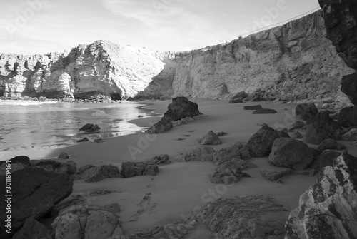 NB__9385 Empty beach in the morning in Sagres black and white