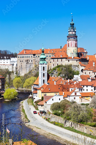 castle and Moldau river, Cesky Krumlov town (UNESCO), South Bohemia, Czech republic, Europe