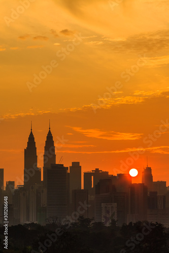 Photography beautiful scenery kuala lumpur city skyline with sunrise background