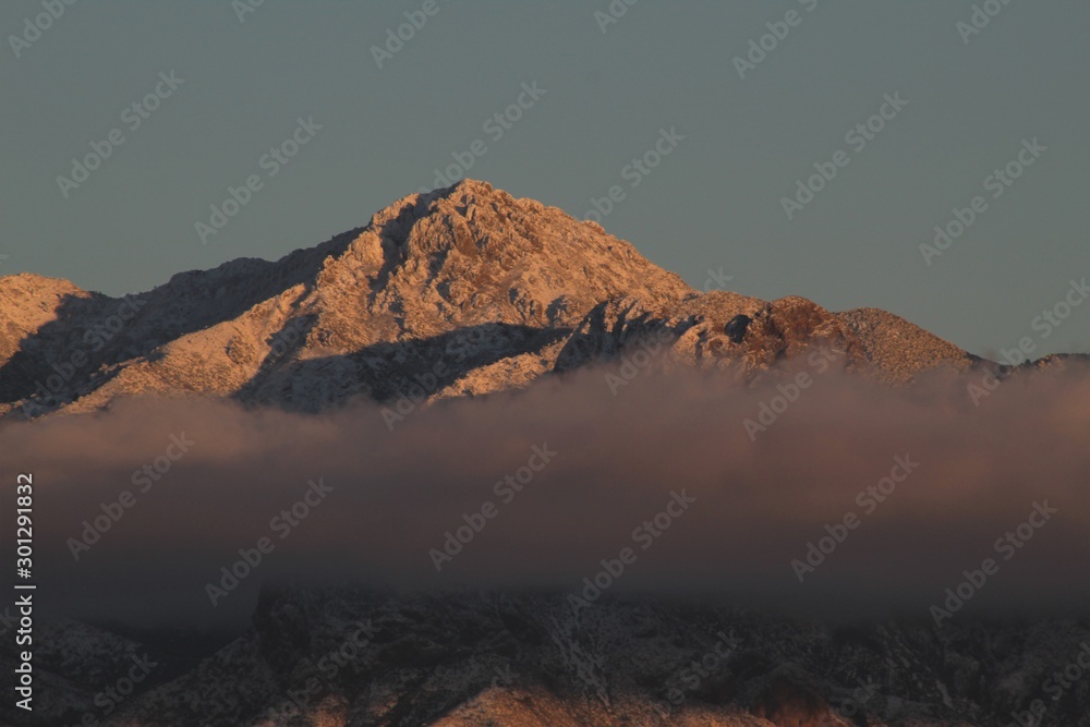 Fototapeta premium Foggy Mountain