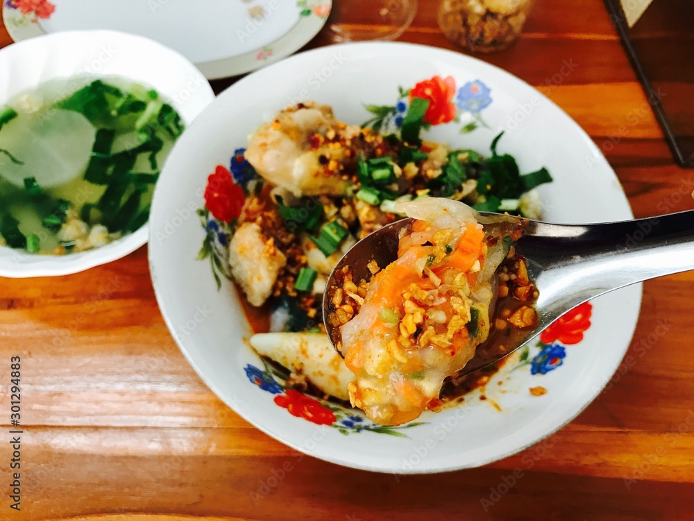 ก๋วยเตี๋ยวปากหม้อ Thai steamed rice-skin dumplings noodle ก๋วยเตี๋ยวปากหม้อ Thai steamed rice-skin dumplings noodle