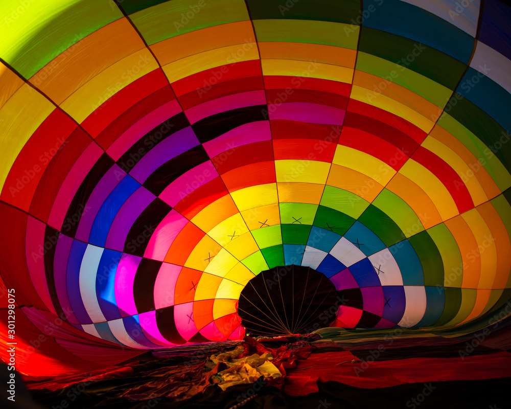 Obraz premium hot air balloon interior
