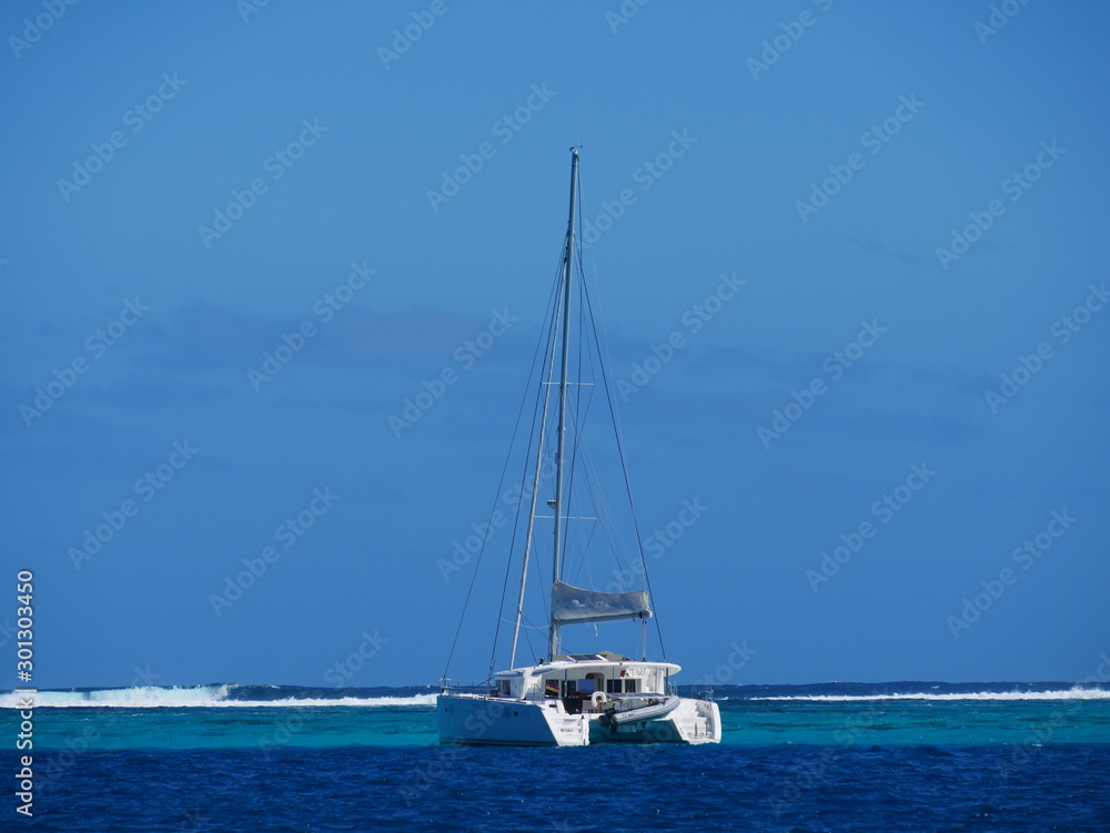 Embarcations nautiques catamaran et pirogue Embarcations nautiques catamaran et pirogue