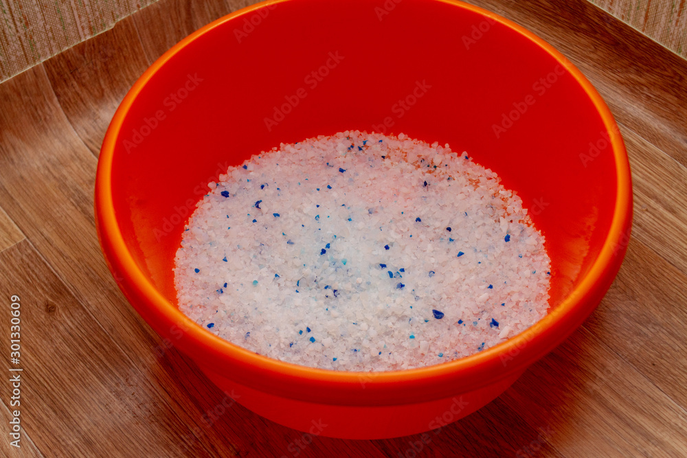 Cat tray in the corner. Silica Gel Crystal Tray Cat tray in the corner. Silica Gel Crystal Tray