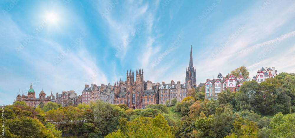 Panoramic view of Historic Old Town of Edinburgh