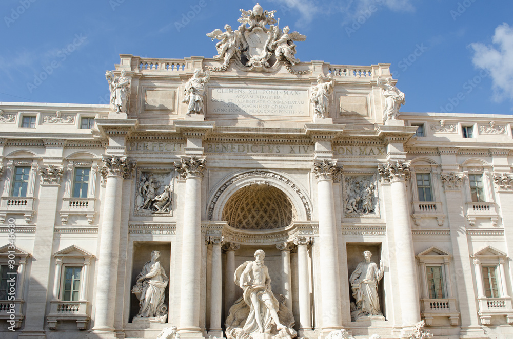 Front view of famous Trevi fountain