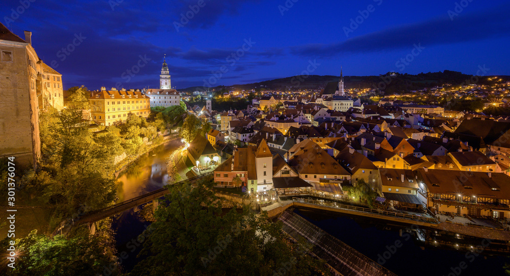 Fototapeta premium Beautiful view of church and castle in Cesky Krumlov, Czech republic