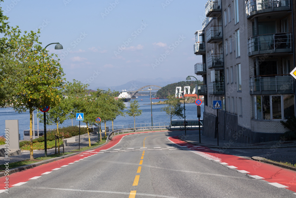 Way to Stavanger harbour