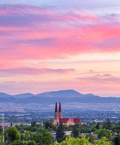 Sunrise in Helena with the sleeping Giant and the Cathedral
