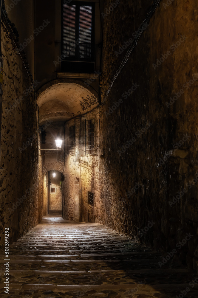 alley in Girona spain