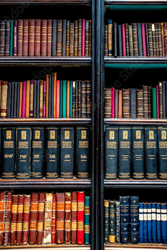 Bibliothek