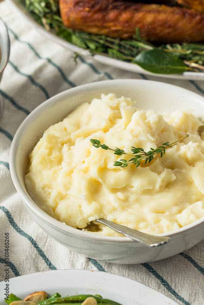 Homemade Thanksgiving Garlic Mashed Potatoes Homemade Thanksgiving Garlic Mashed Potatoes