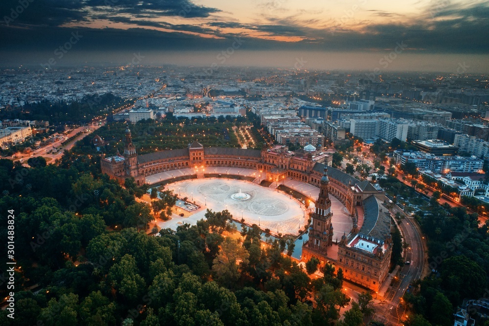 Obraz premium Widok z lotu ptaka Sewilli Plaza de Espana