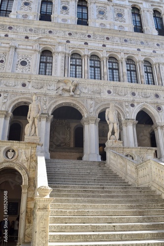 doges palace in venice italy