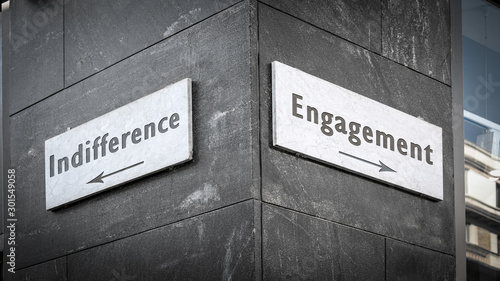 Картината върху платно Street Sign to Engagement versus Indifference