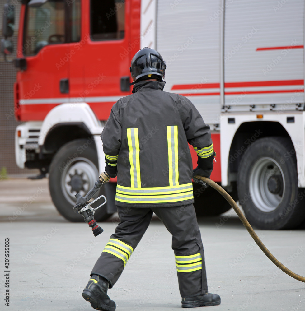 Fire engine and the fireman Fire engine and the fireman