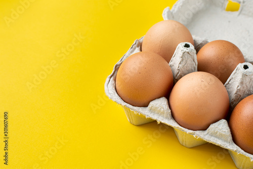 organic chicken eggs