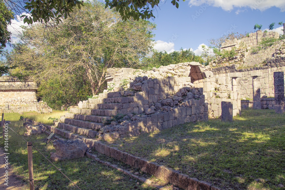Mexico, Chichen Itzá, Yucatán. Ruins of ancient observatory