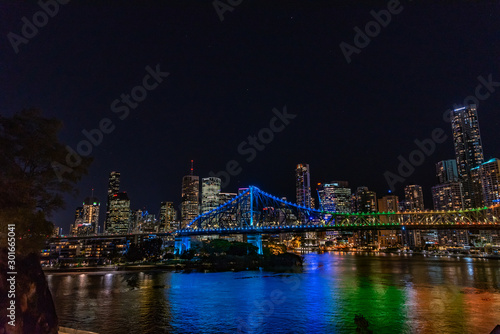 Story Bridge at night © KeisukeOta