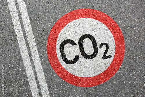 CO2 emissions car emission Carbon dioxide air pollution reduction driving ban zone © Markus Mainka