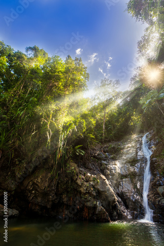 Papawyan Falls by morning sun