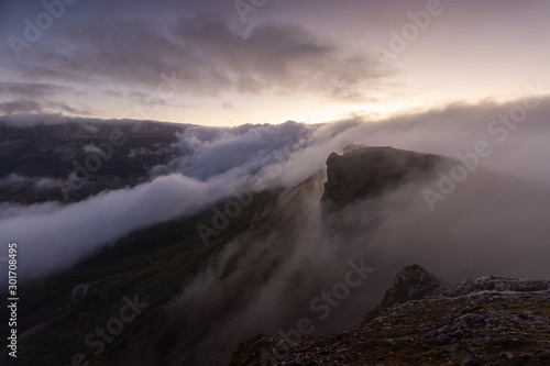 Sube la niebla