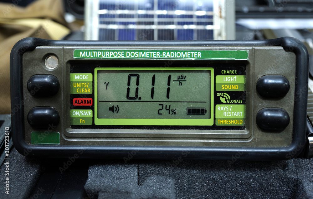 Multipurpose dosimeter-radiometer, for an army use