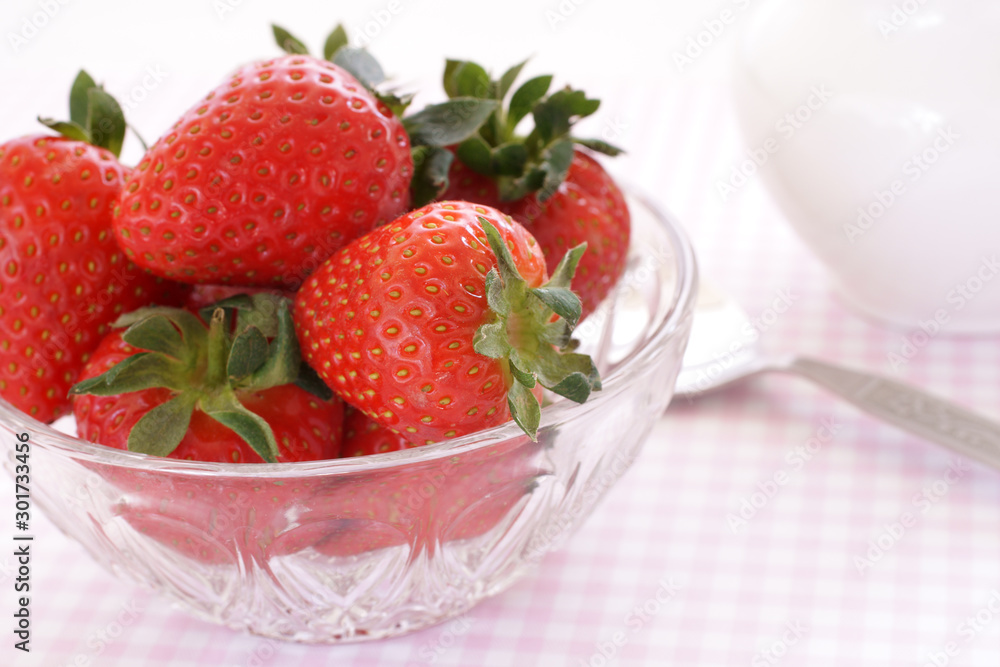 A bowl of fresh summer stawberries A bowl of fresh summer stawberries