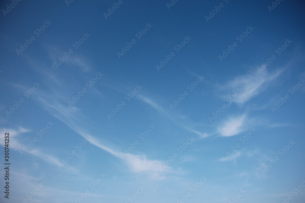 Obraz premium blue sky with clouds top view 