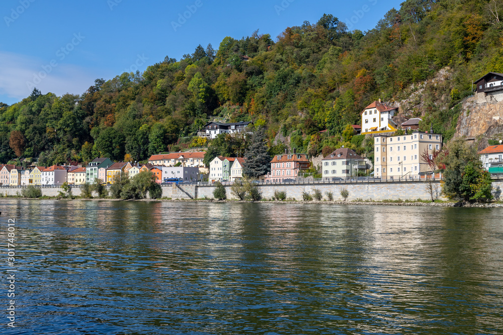 Naklejka premium View at a house front on the Danube river in Passau, Bavaria, Germany