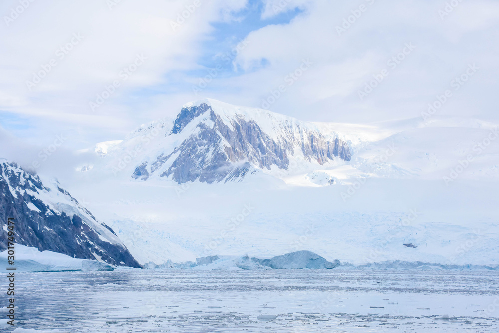 panorama sur le continent antarctique