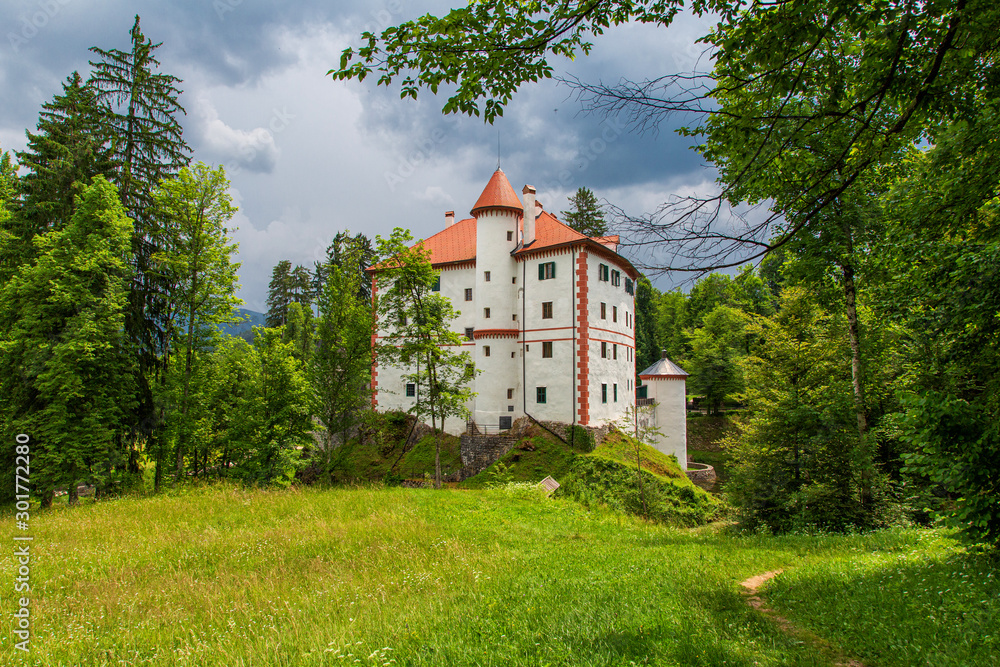 Obraz premium Snežnik Castle is a 13th-century castle in the Lož Valley near the settlement of Kozarišče in the municipality of Loška in Slovenia