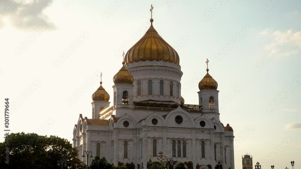 The Cathedral of Christ the Savior. Architecture of the capital of Russia - Moscow. 4K The Cathedral of Christ the Savior. Architecture of the capital of Russia - Moscow. 4K